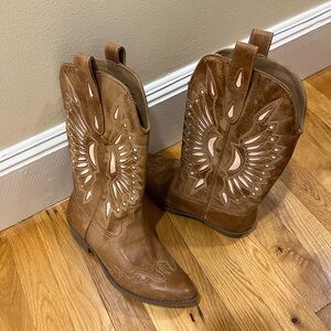 Bandera Cut Out Western Boots